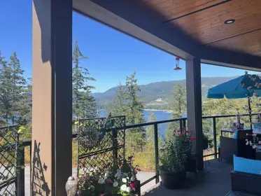 201 5780 Marine Way, Sechelt, BC, Sechelt — Apartment/Condo for sale