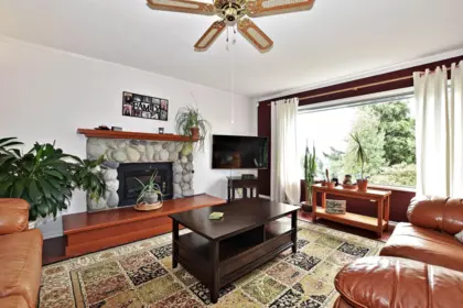 32910 4th Avenue, Mission, BC, Mission — Single Family Residence for sale