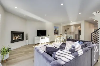 23 12880 Railway Avenue, Richmond, BC, Richmond — Townhouse for sale