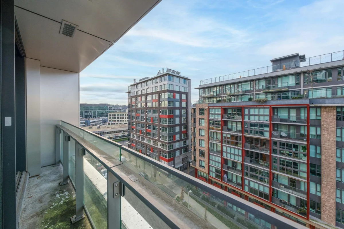 Basement Recreation Room Photo of 905 1768 Cook Street, Vancouver, BC