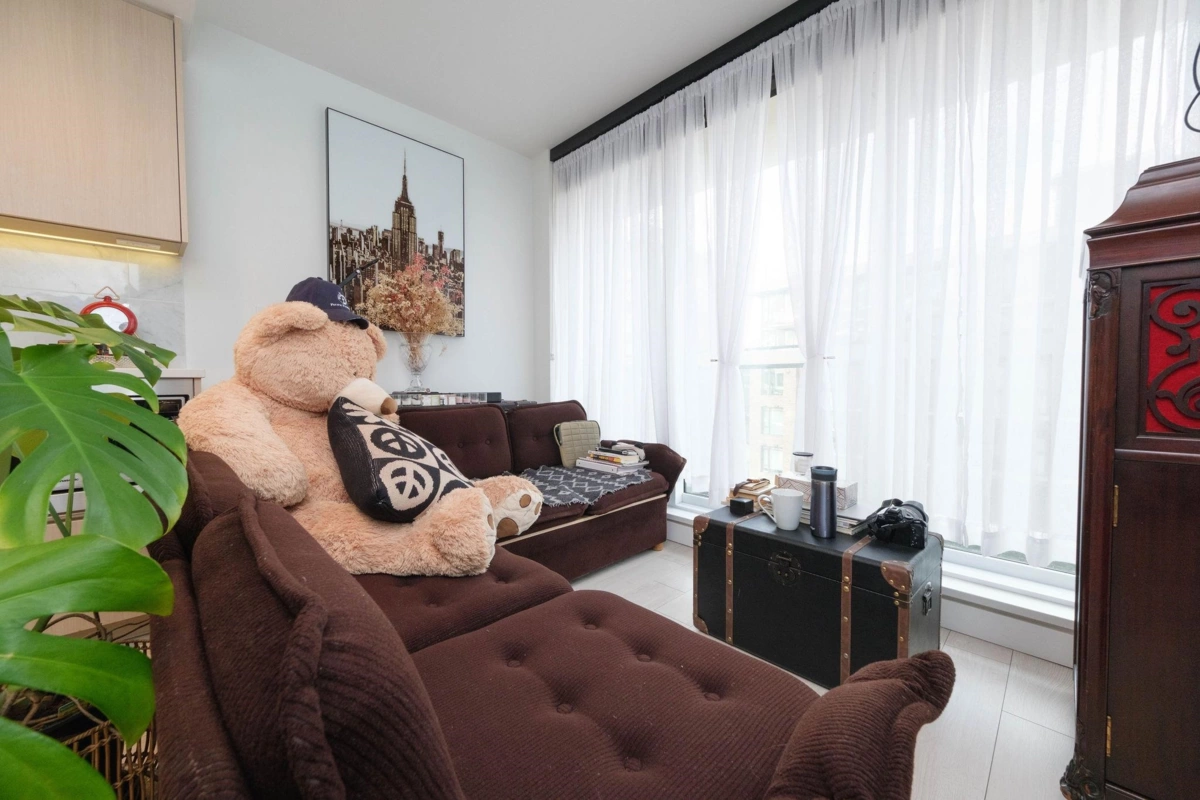 Breakfast Nook Photo of 905 1768 Cook Street, Vancouver, BC