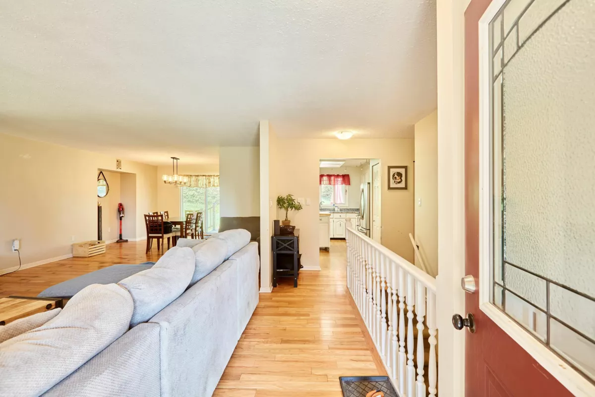 Exterior Rear Photo of 31747 Viewcrest Avenue, Mission, BC