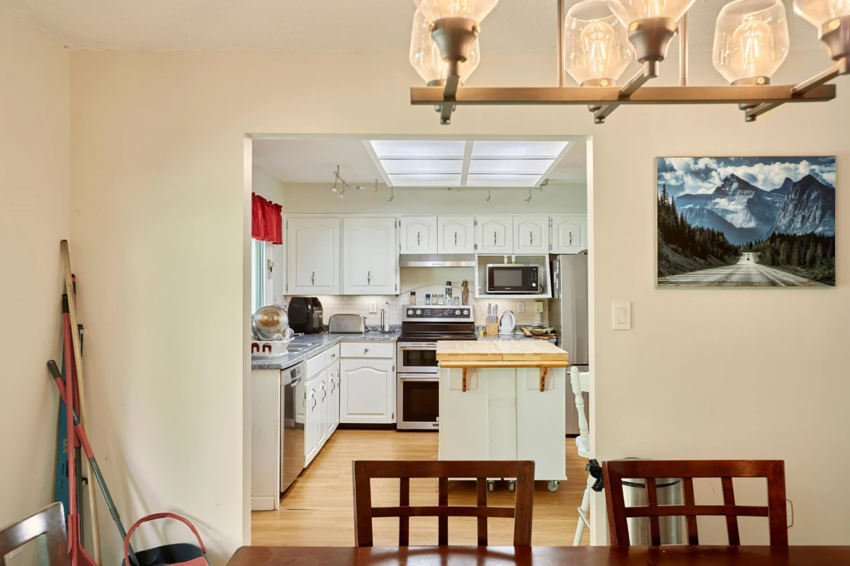 Primary Bedroom Photo of 31747 Viewcrest Avenue, Mission, BC