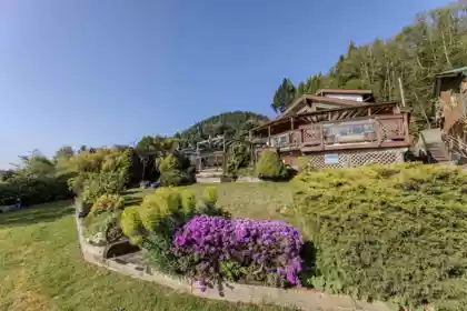 1162 Point Road, Gibsons, BC, Gibsons — Single Family Residence for sale