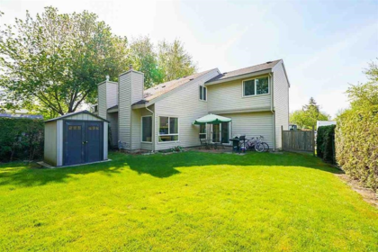 6058 E Greenside Drive, Surrey, BC, Surrey — Townhouse for sale
