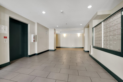 Hallway Photo of 307 45555 Yale Road, Chilliwack, BC