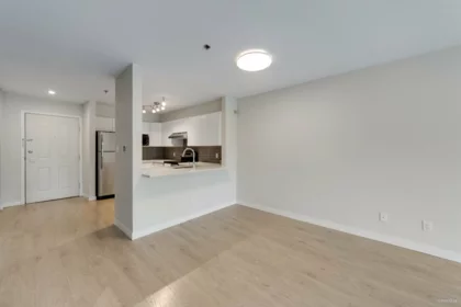 204 8660 Jones Road, Richmond, BC, Richmond — Apartment/Condo for sale