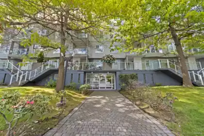 204 8660 Jones Road, Richmond, BC, Richmond — Apartment/Condo for sale