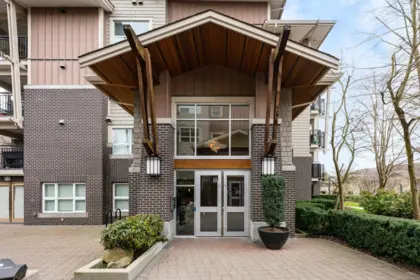 103 5775 Irmin Street, Burnaby, BC, Burnaby — Apartment/Condo for sale