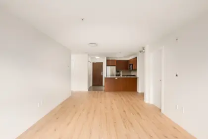 103 5775 Irmin Street, Burnaby, BC, Burnaby — Apartment/Condo for sale