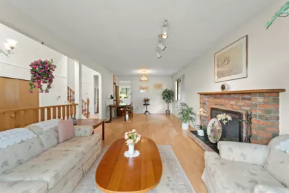 15632 98 Avenue, Surrey, BC, Surrey — Single Family Residence for sale