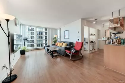 1701 1495 Richards Street, Vancouver, BC, Vancouver — Apartment/Condo for sale