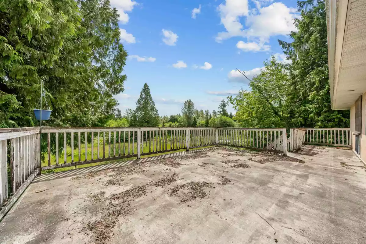 Basement Recreation Room Photo of 9338 Clay Street, Mission, BC