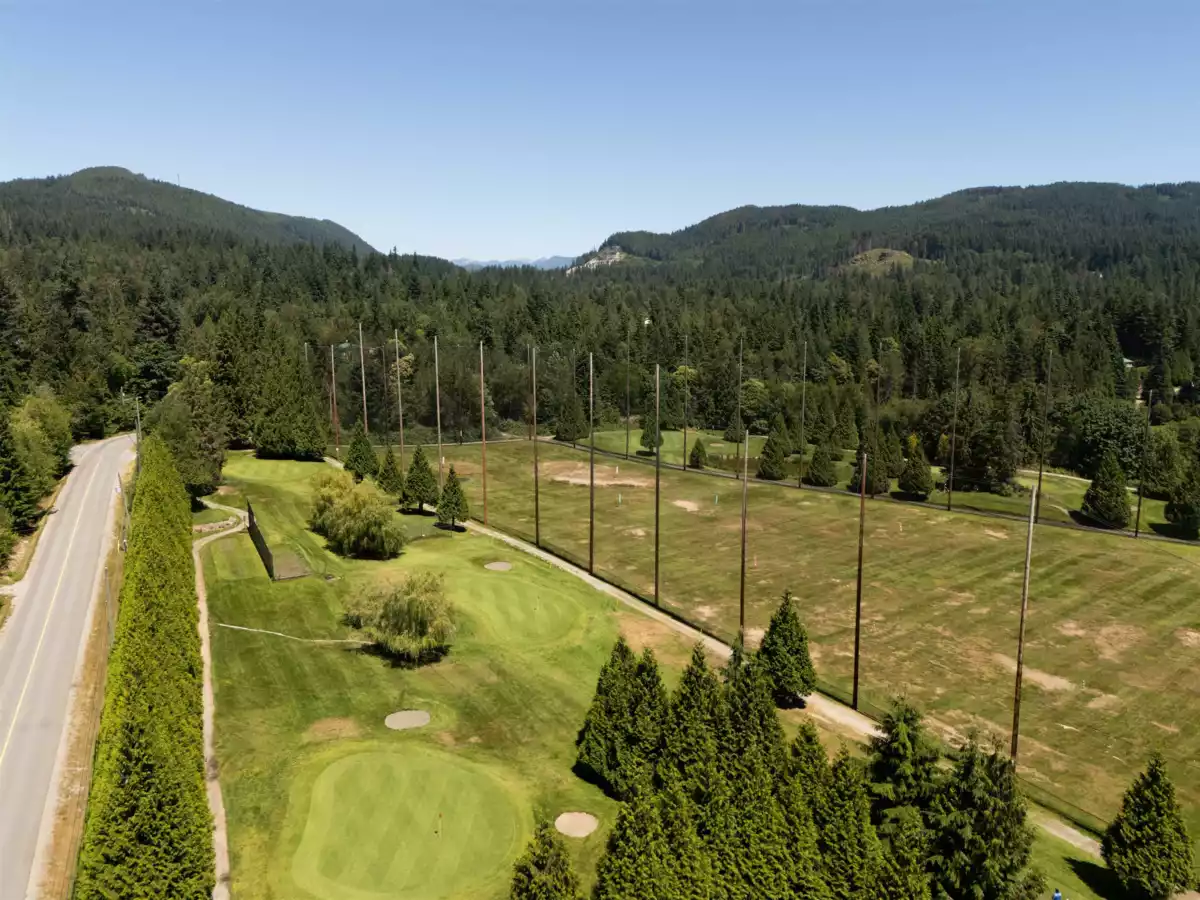 Hot Tub / Spa Photo of 9338 Clay Street, Mission, BC