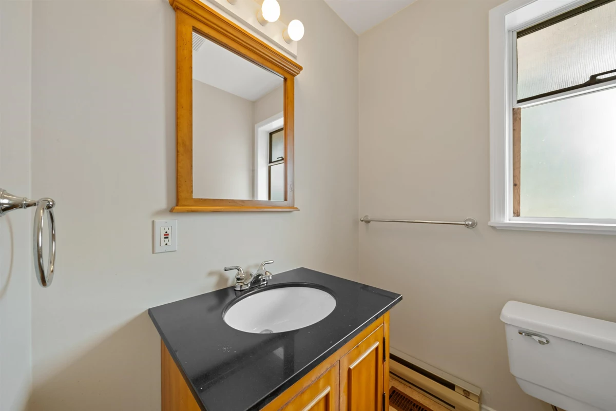 Laundry Room Photo of 9338 Clay Street, Mission, BC