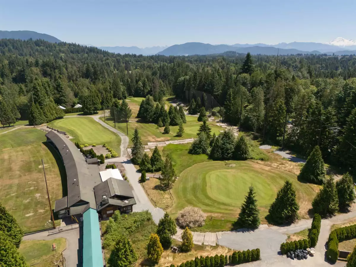 Swimming Pool Photo of 9338 Clay Street, Mission, BC