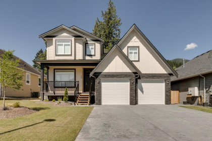 12 14500 Morris Valley Road, Mission, BC, Mission — 4 bed single family residence for sale