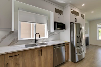 Kitchen Island Photo of 12 14500 Morris Valley Road, Mission, BC
