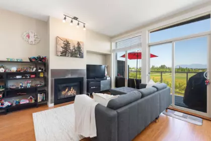 410 6233 London Road, Richmond, BC, Richmond — Apartment/Condo for sale
