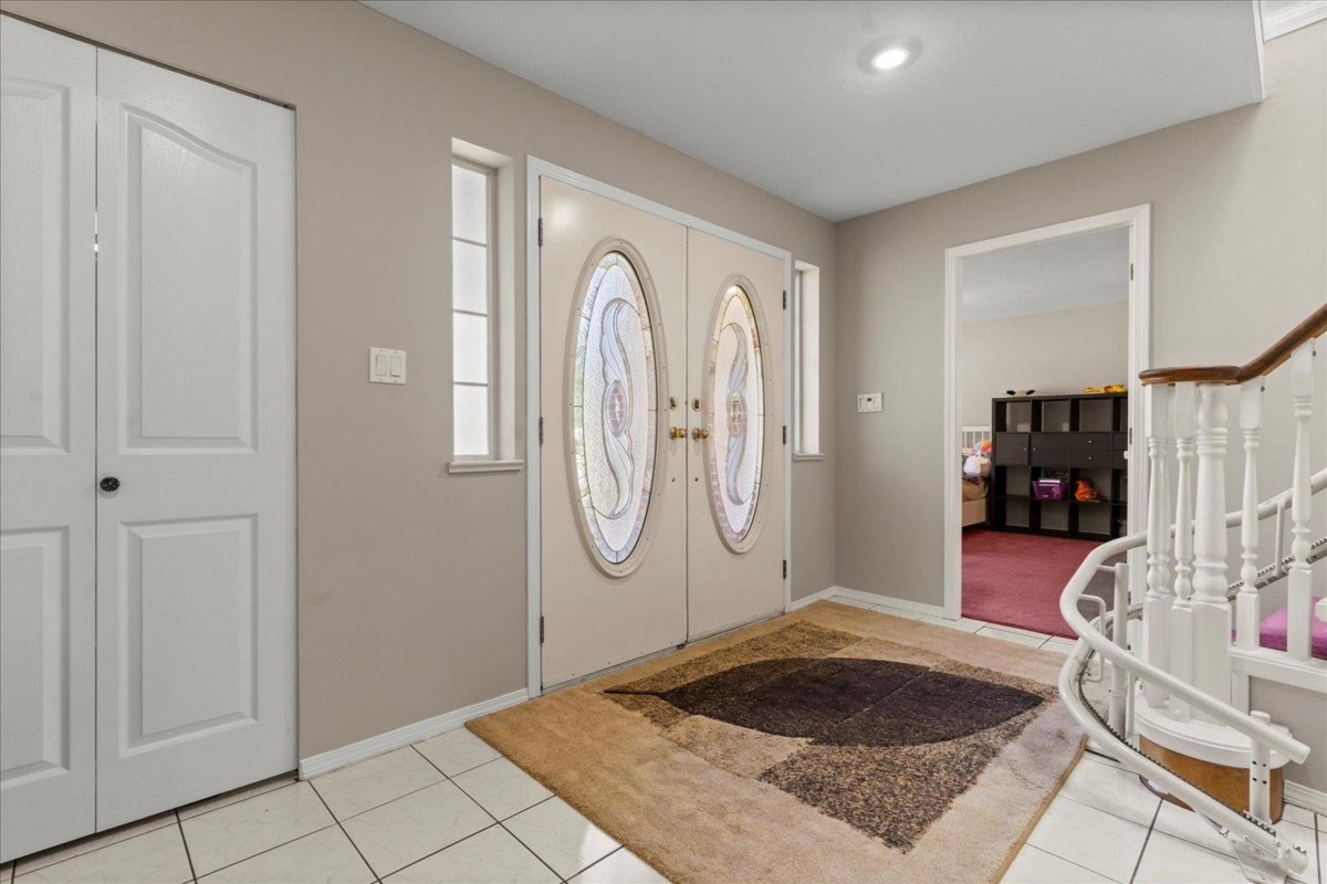 Exterior Rear Photo of 32940 10 Avenue, Mission, BC