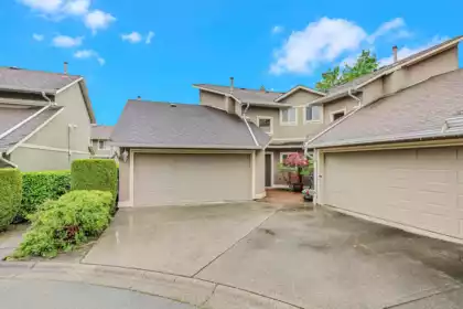 11 16128 86 Avenue, Surrey, BC, Surrey — Townhouse for sale