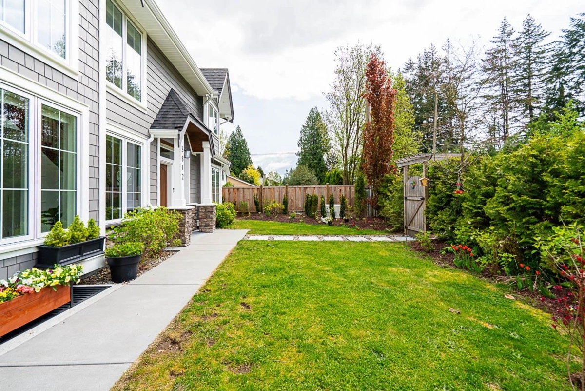 Family Room Photo of 5812 244 Street, Langley, BC