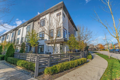 30 7127 193a Street, Surrey, BC, Surrey — Townhouse for sale