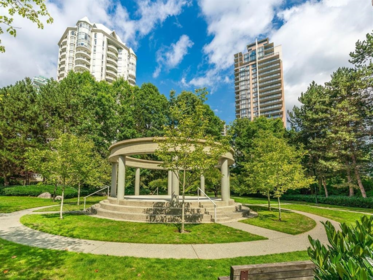 1101 6188 Patterson Avenue, Burnaby, BC, Burnaby — Apartment/Condo for sale