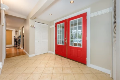 Basement Recreation Room Photo of 18089 94 Avenue, Surrey, BC