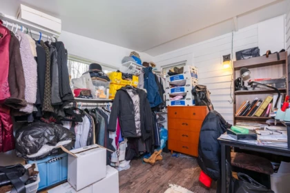 Garage Interior Photo of 18089 94 Avenue, Surrey, BC