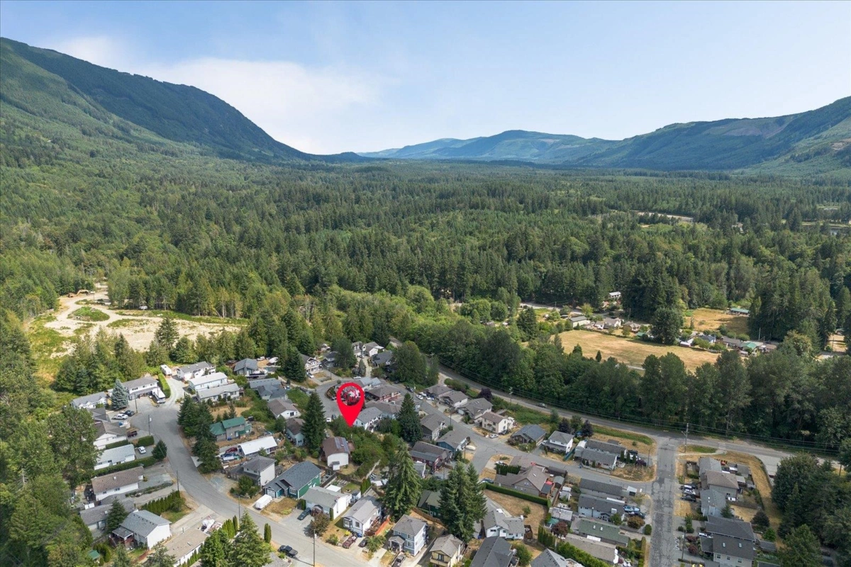 Basement Recreation Room Photo of 350 Carnell Drive, No City Value, BC