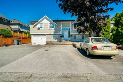 5886 184a Street, Surrey, BC, Surrey — Single Family Residence for sale