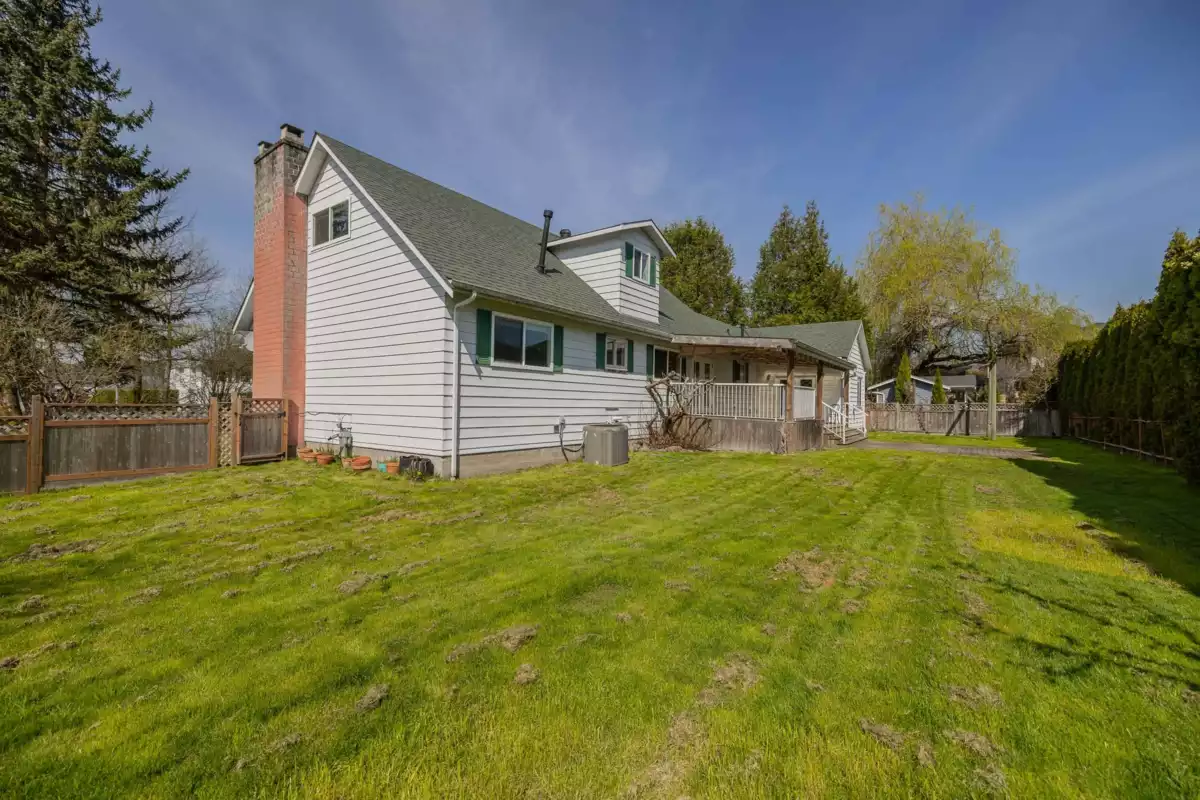 Breakfast Nook Photo of 4458 Benz Crescent, Langley, BC