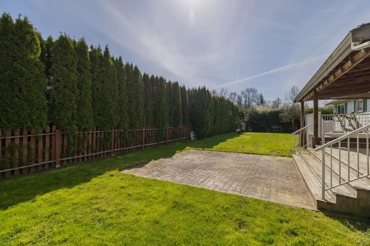 Kitchen Photo of 4458 Benz Crescent, Langley, BC