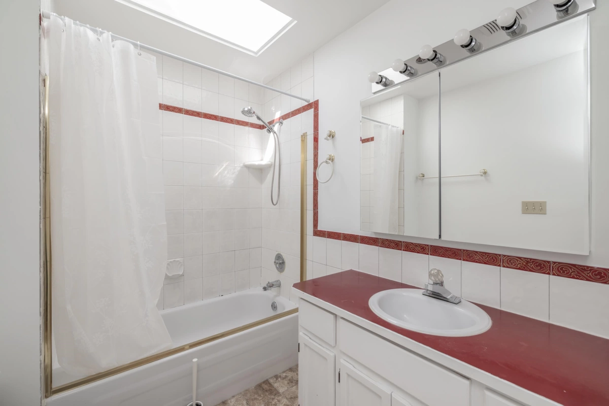 Swimming Pool Photo of 4458 Benz Crescent, Langley, BC