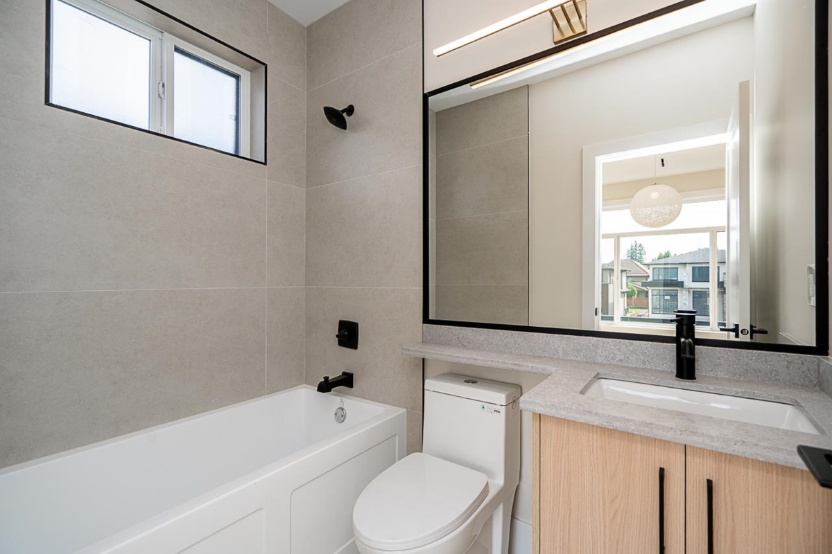 Outdoor Deck Photo of 10130 172a Street, Surrey, BC