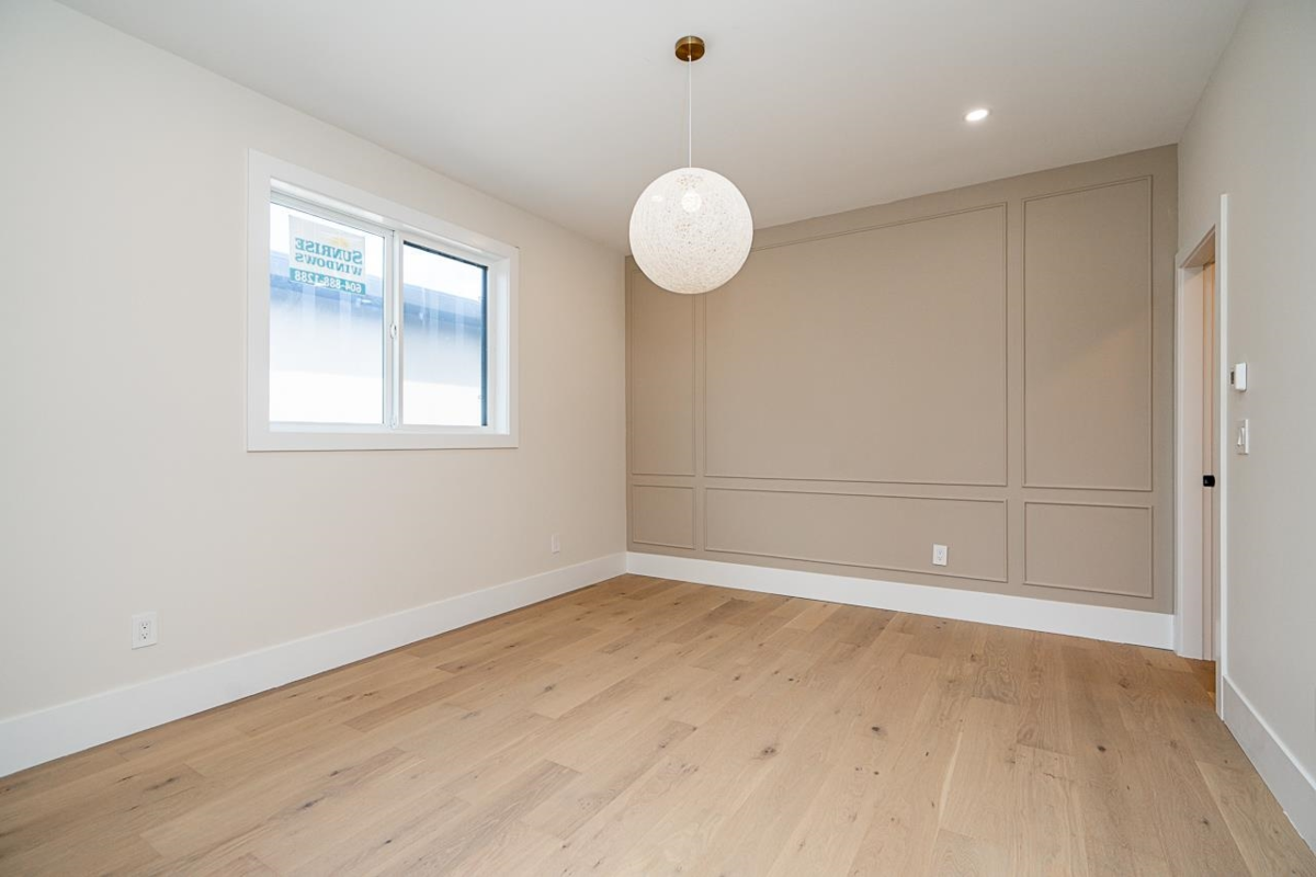 Staircase Photo of 10130 172a Street, Surrey, BC