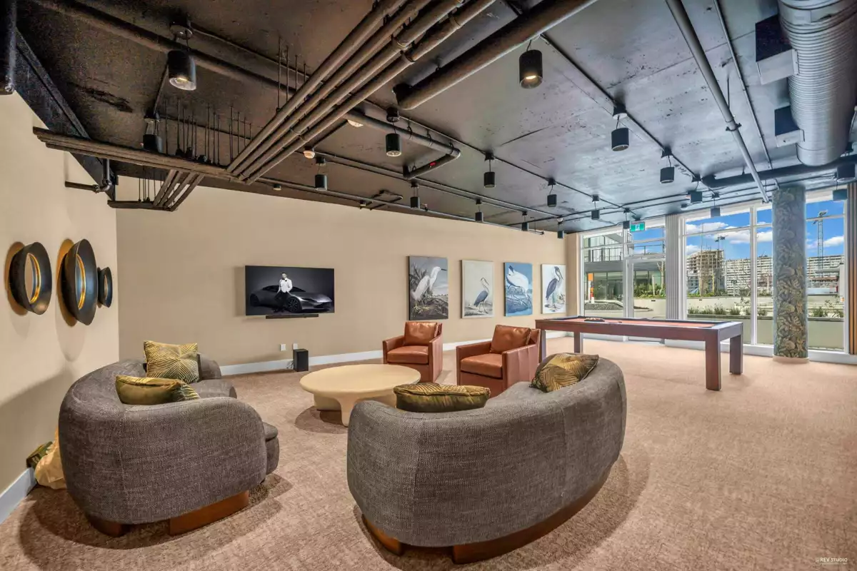 Front Yard Photo of 1404 6633 Buswell Street, Richmond, BC