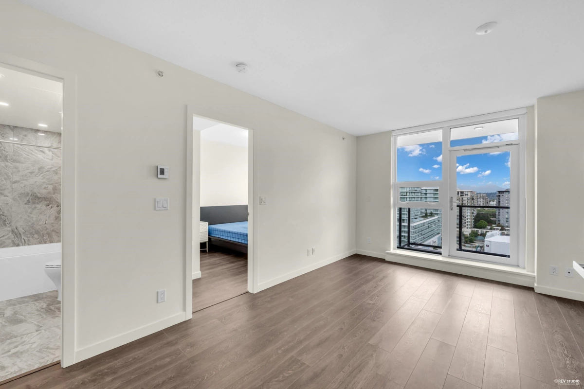 Guest Bathroom Photo of 1404 6633 Buswell Street, Richmond, BC