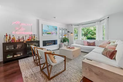 2645 Edgemont Boulevard, North Vancouver, BC, North Vancouver — Single Family Residence for sale