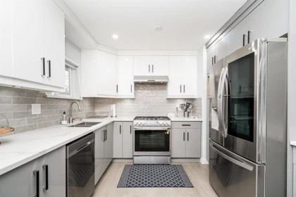 Breakfast Nook Photo of 353 Laurentian Crescent, Coquitlam, BC