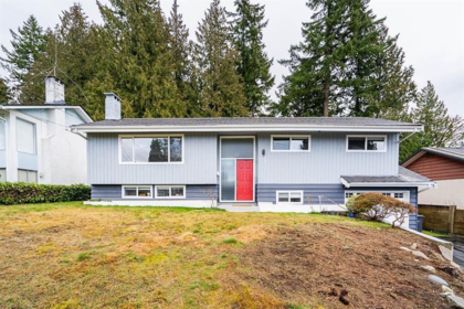 353 Laurentian Crescent, Coquitlam, BC, Central Coquitlam — 6 bed single family residence for sale