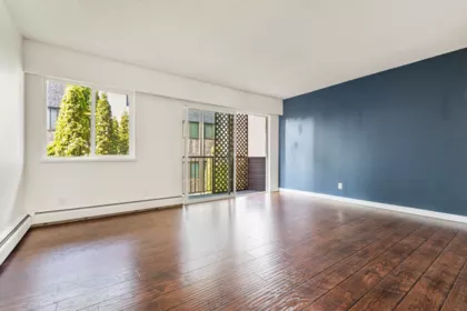 204 241 St. Andrews Avenue, North Vancouver, BC, North Vancouver — Apartment/Condo for sale