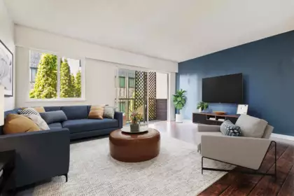 204 241 St. Andrews Avenue, North Vancouver, BC, North Vancouver — Apartment/Condo for sale