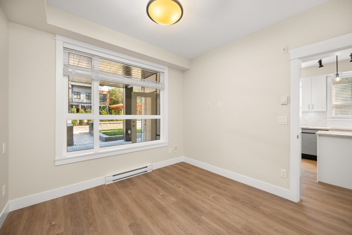 Entry Foyer Photo of 108 20926 83 Avenue, Langley, BC