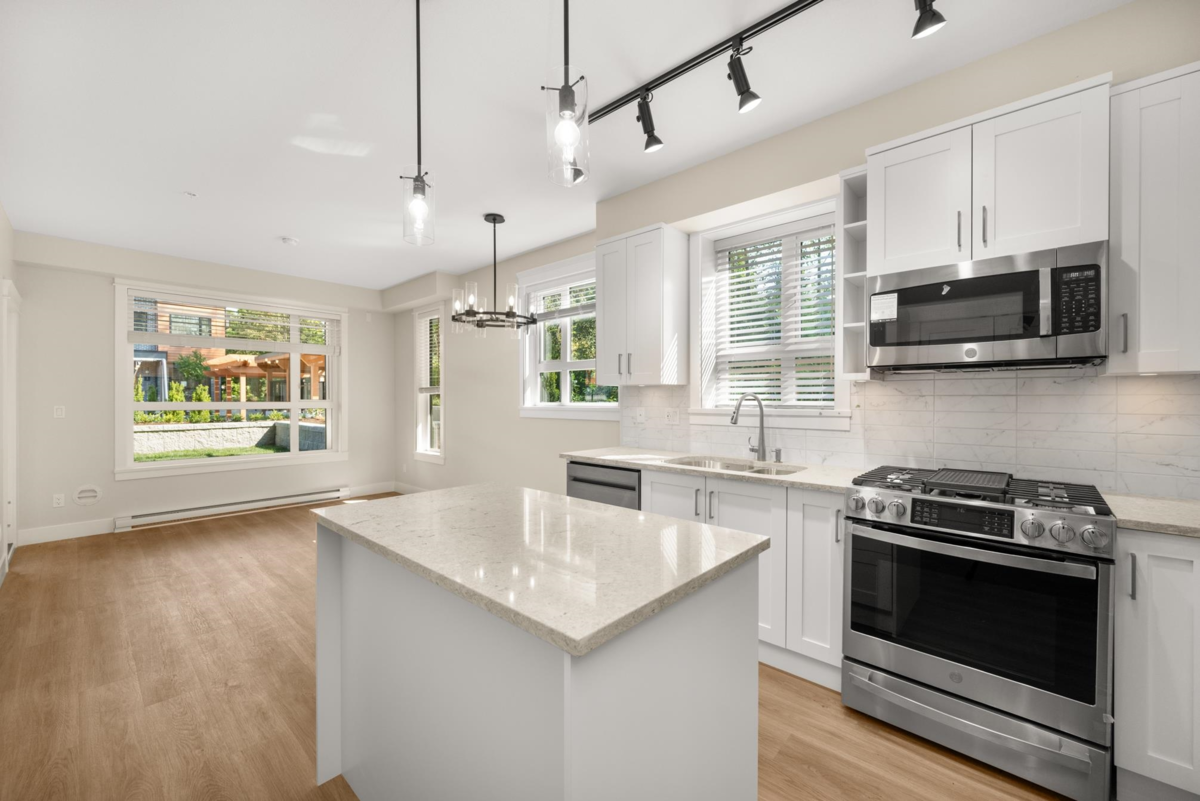 Family Room Photo of 108 20926 83 Avenue, Langley, BC