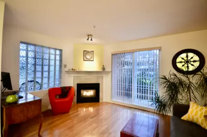 Breakfast Nook Photo of 111 1655 Grant Avenue, Port Coquitlam, BC