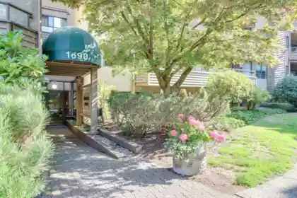 G04 1690 Augusta Avenue, Burnaby, BC, Burnaby — Apartment/Condo for sale