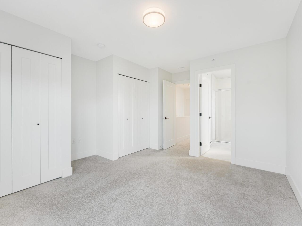 Entry Foyer Photo of 34 4726 Orca Way, Tsawwassen, BC