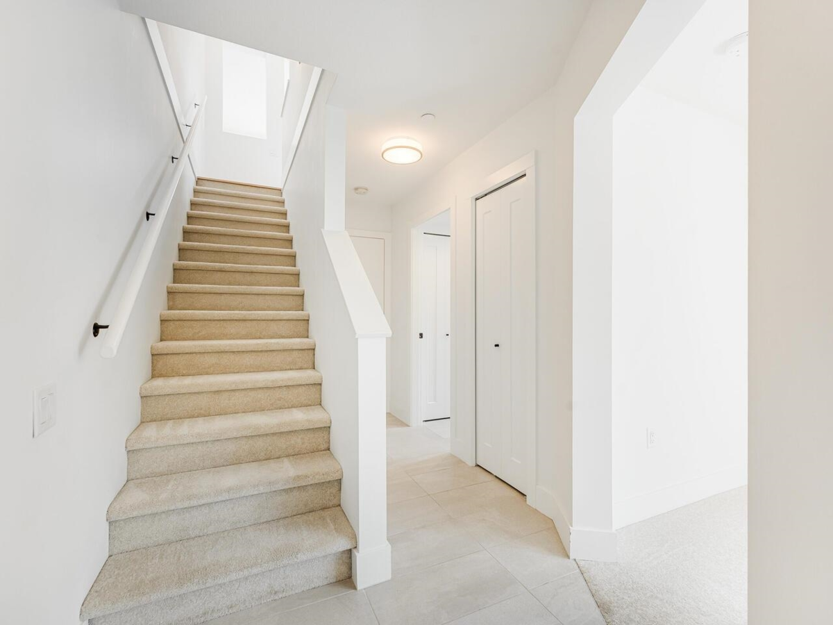 Laundry Room Photo of 34 4726 Orca Way, Tsawwassen, BC